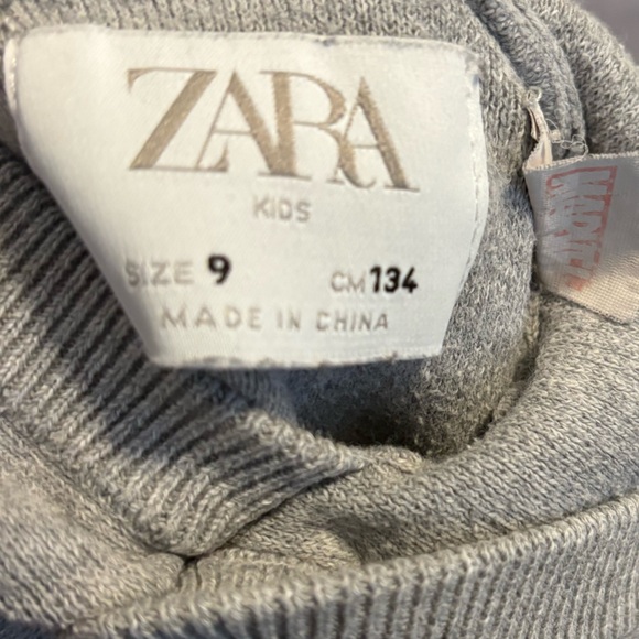 ZARAxMarvel Boys Hoodie 9(fits 6-8) - Picture 3 of 6